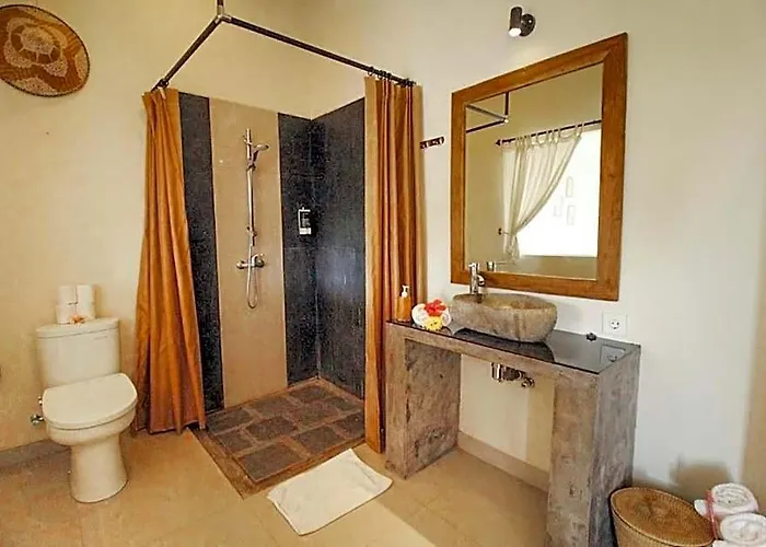 Beautiful Deluxe Near Palace Residence
